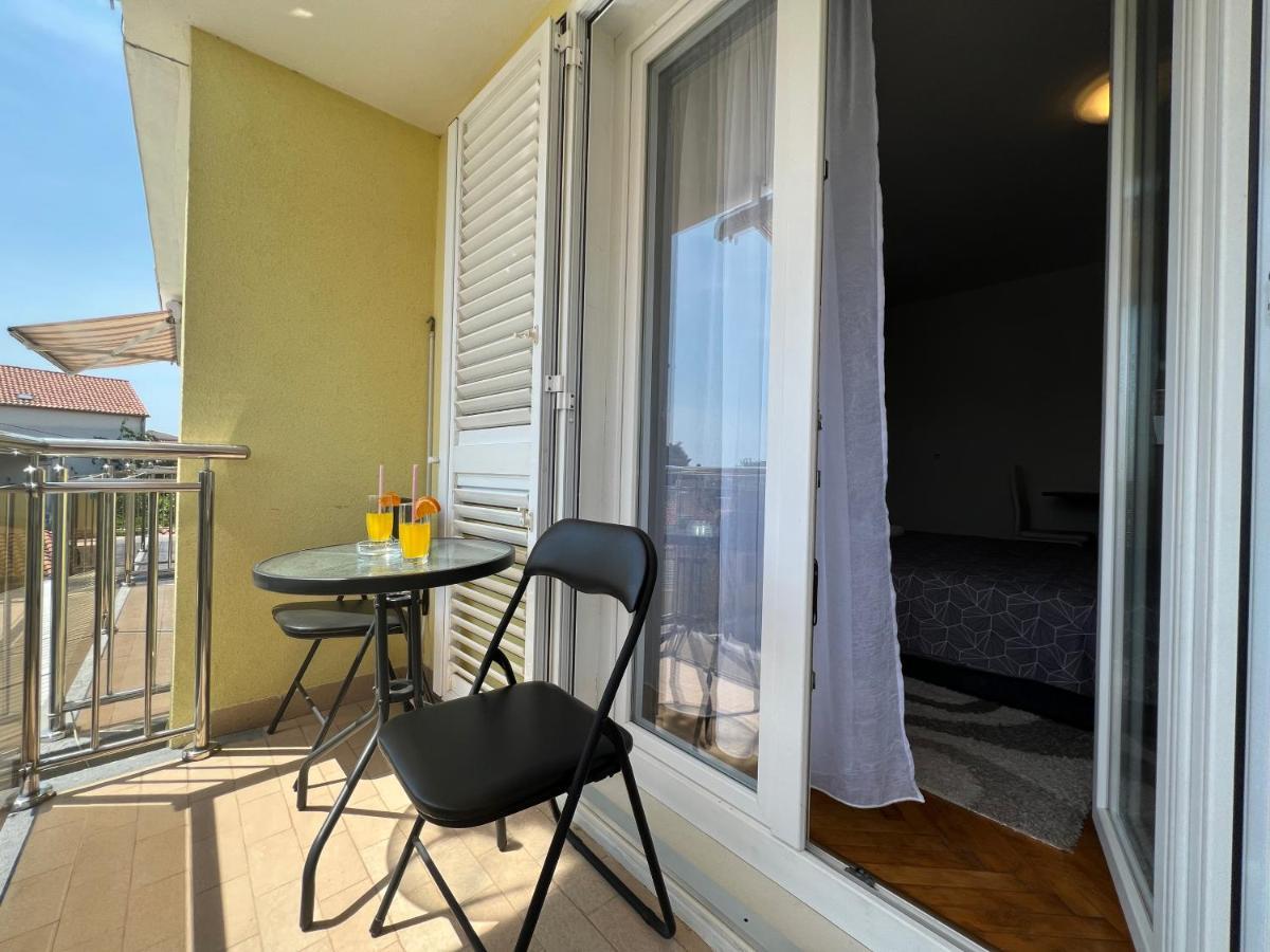 House Roca Apartment Vodice Exterior photo